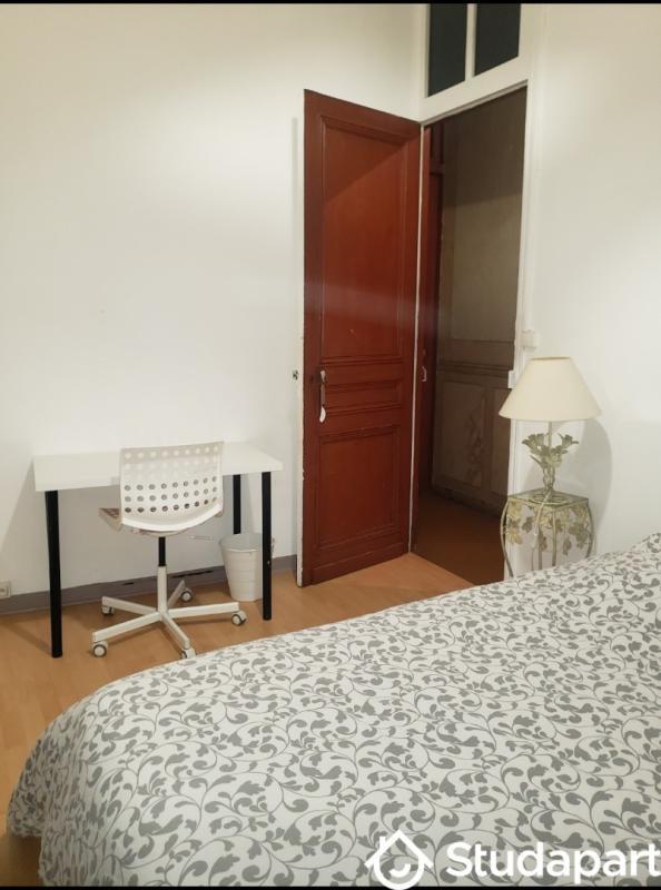 Chambre - 14 m² - 1 pièce