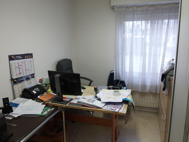 Local commercial - 123 m² - 2 pièces