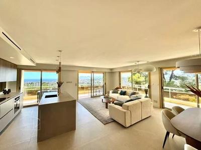 Appartement - 110 m² - 4 pièces