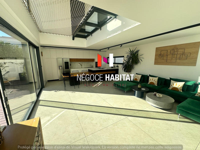 Villa - 182 m² - 7 pièces