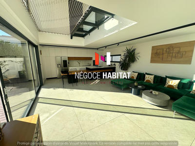 Villa - 182 m² - 7 pièces