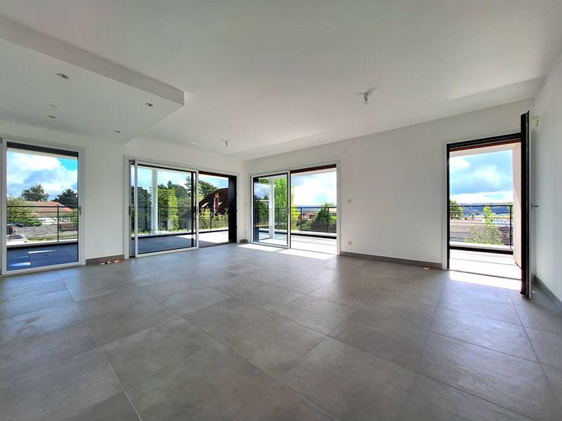 Appartement - 80 m² - 4 pièces