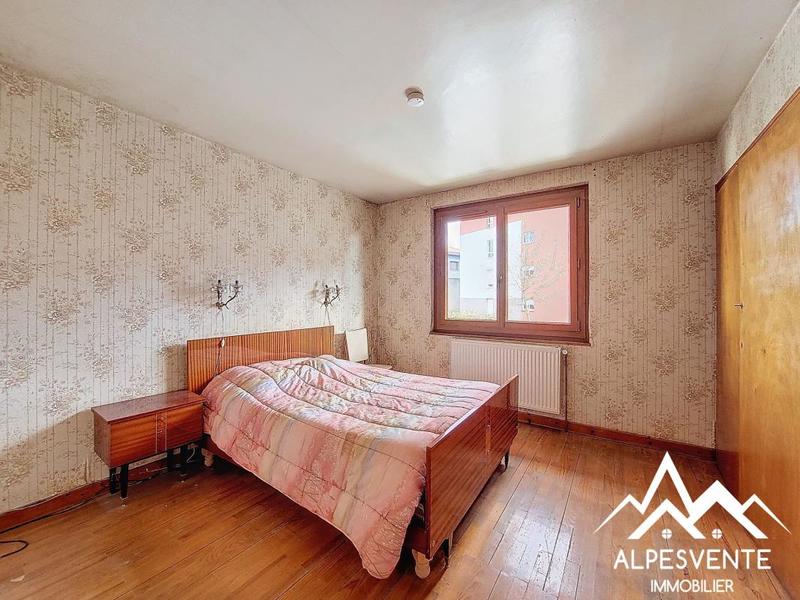 Demeure - 92 m² - 5 pièces