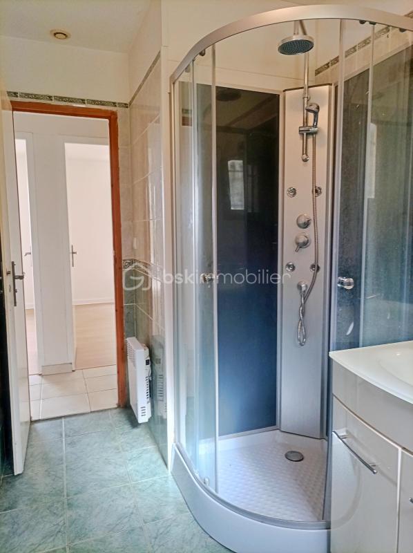 Maison traditionnelle - 136 m² - 5 pièces