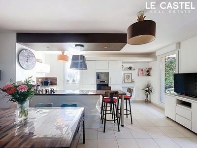 Appartement - 87 m² - 4 pièces