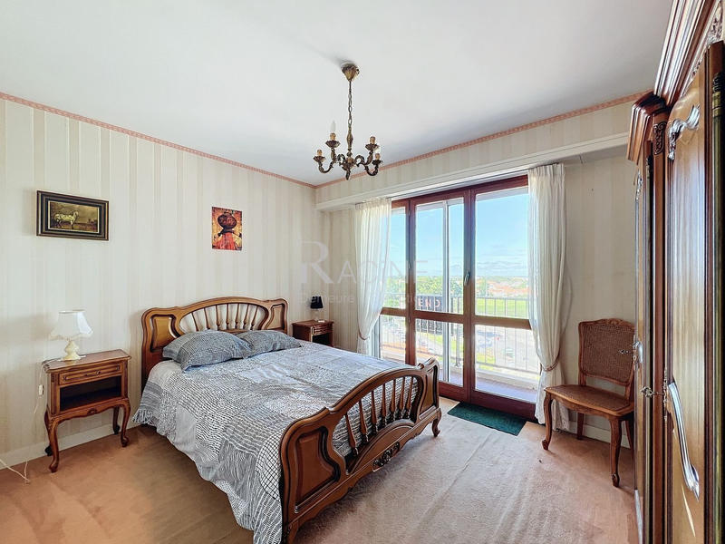 Appartement - 84 m² - 4 pièces