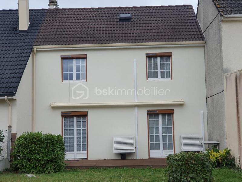 Maison jumelée - 88 m² - 6 pièces