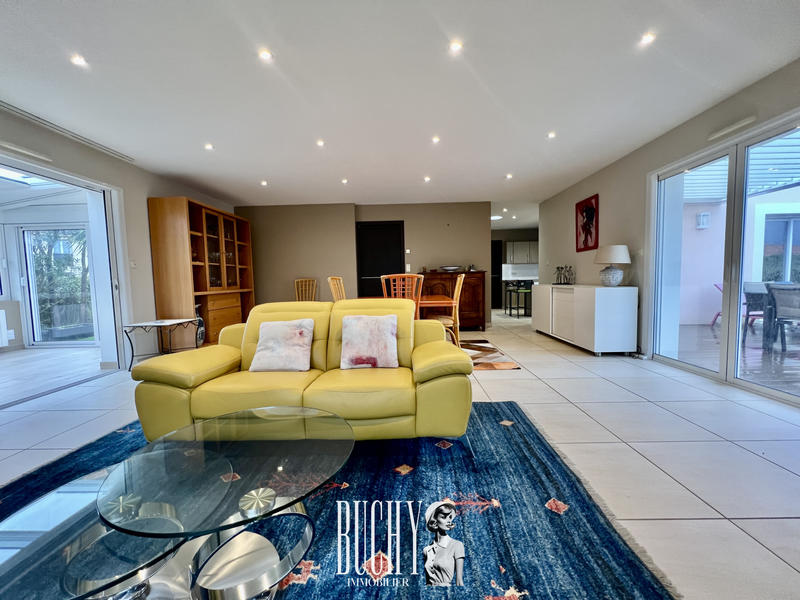 Maison - 175 m² - 5 pièces