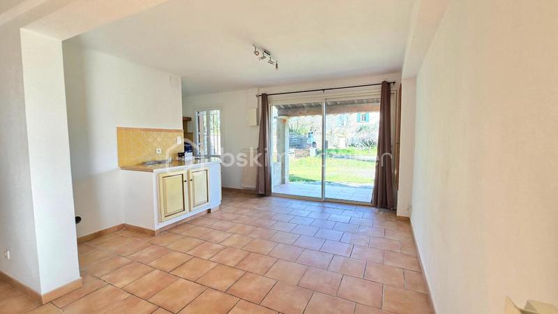 Propriété - 154 m² - 6 pièces
