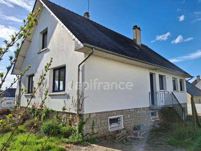 Maison en pierre - 166 m² - 7 pièces