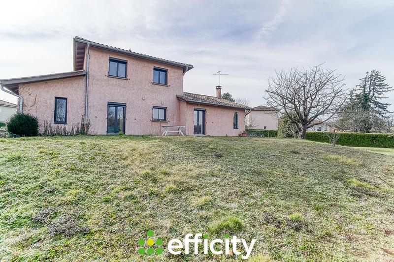 Pavillon - 120 m² - 5 pièces