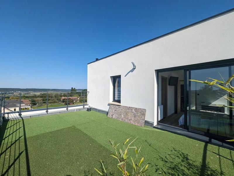 Villa - 170 m² - 6 pièces