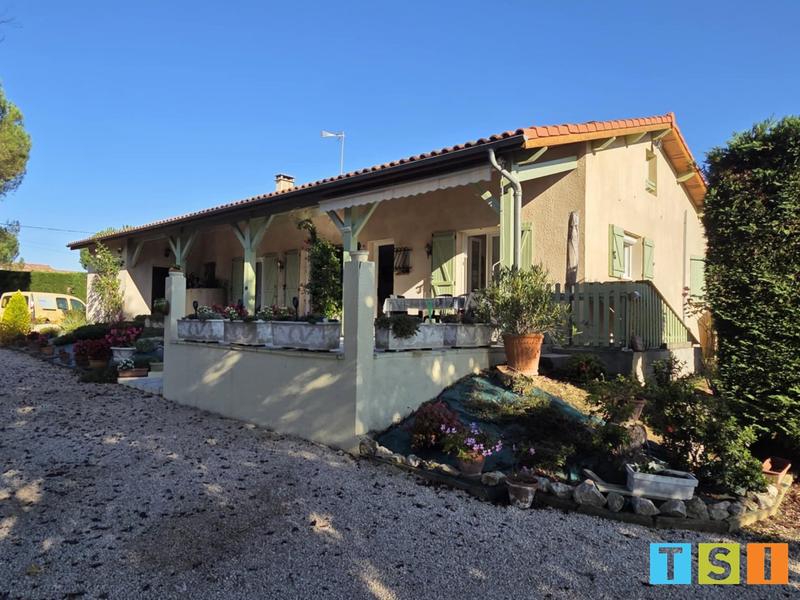 Maison - 120 m² - 6 pièces