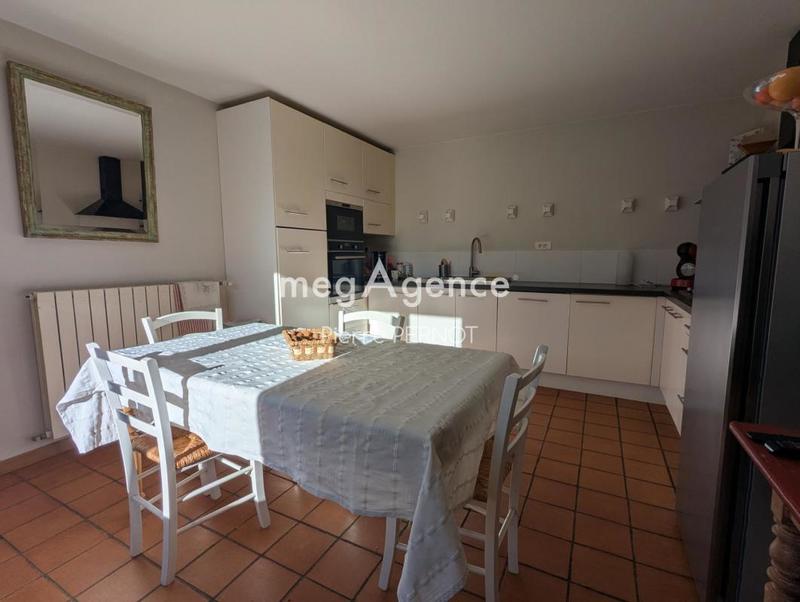 Maison en pierre - 144 m² - 4 pièces