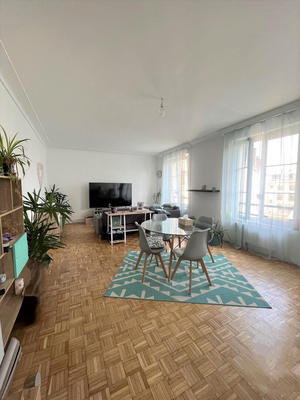 Appartement - 90 m² - 3 pièces