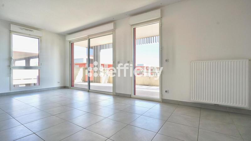 Appartement - 82 m² - 4 pièces