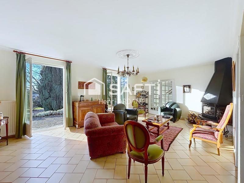 Maison - 150 m² - 7 pièces