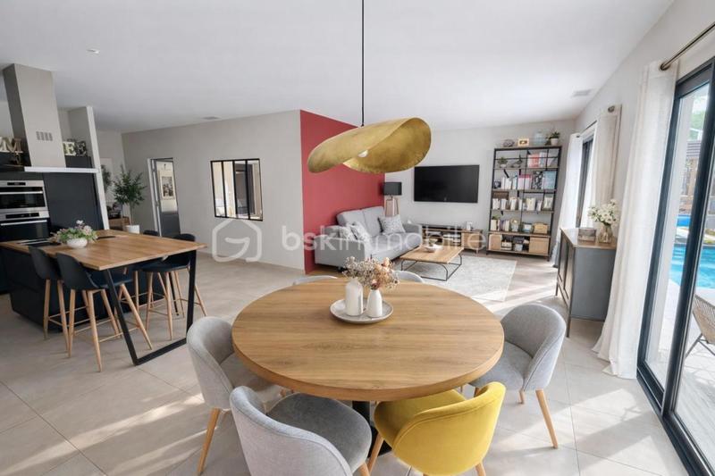 Villa - 145 m² - 6 pièces