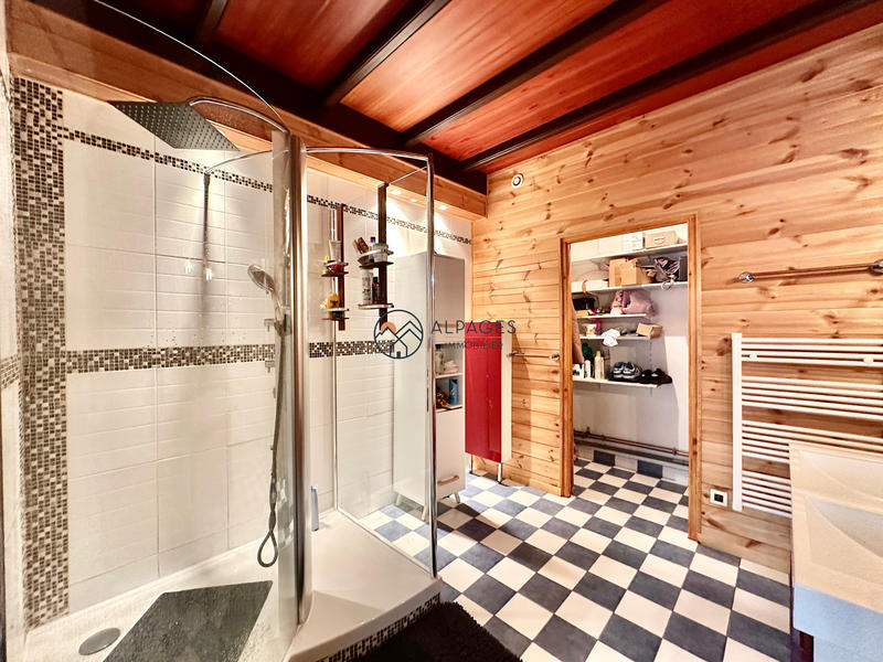 Appartement - 115 m² - 4 pièces