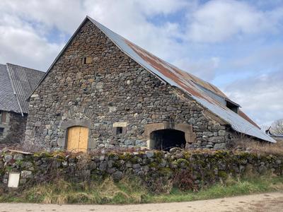 Maison - 320 m² - 2 pièces