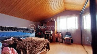 Maison - 85 m² - 4 pièces