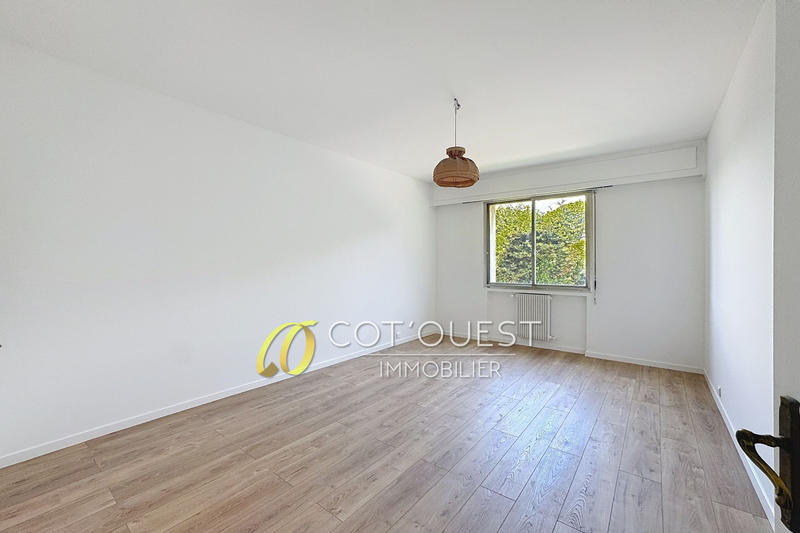 Appartement - 93 m² - 3 pièces