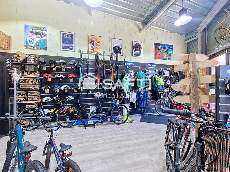 Local commercial - 140 m²