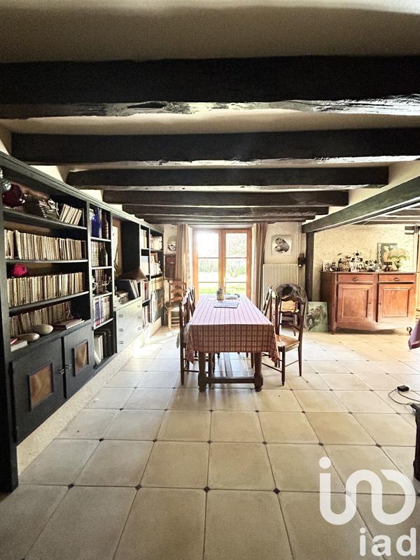 Maison - 360 m² - 8 pièces