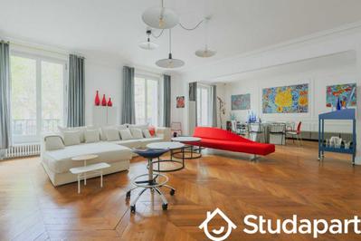 Appartement - 250 m² - 5 pièces