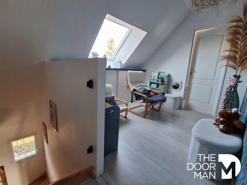 Maison - 102 m² - 6 pièces