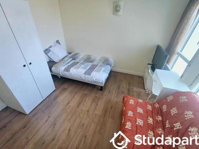 Chambre - 9 m² - 1 pièce