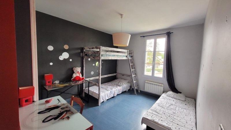 Maison - 205 m² - 9 pièces