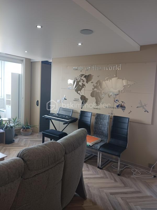 Appartement - 88 m² - 5 pièces