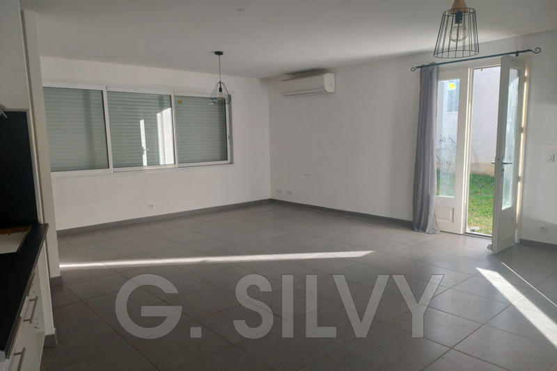 Maison - 74 m² - 4 pièces