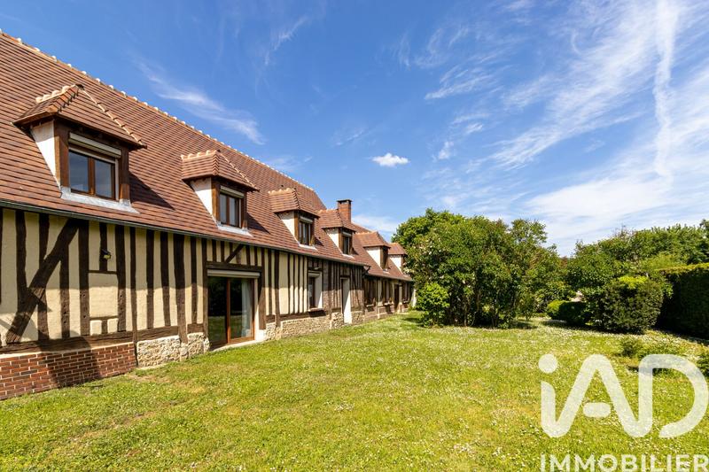 Maison - 210 m² - 8 pièces