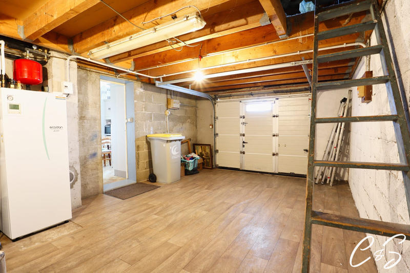 Maison - 102 m² - 5 pièces