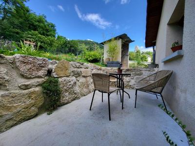 Maison - 333 m² - 10 pièces