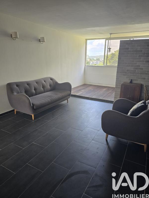 Appartement - 76 m² - 4 pièces