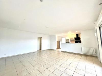 Maison - 88 m² - 4 pièces