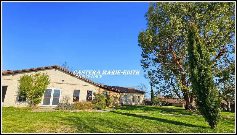 Propriété - 500 m² - 26 pièces