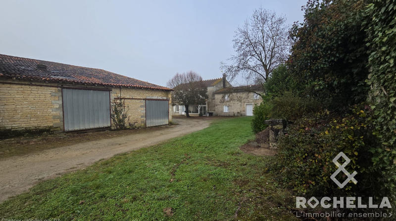 Maison ancienne - 190 m² - 7 pièces