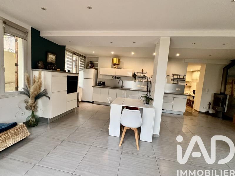 Appartement - 75 m² - 3 pièces