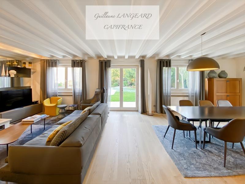 Maison - 346 m² - 9 pièces