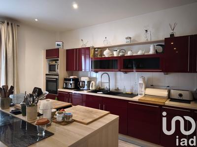 Maison - 193 m² - 8 pièces