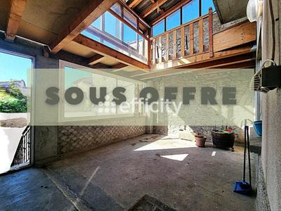 Maison - 85 m² - 5 pièces