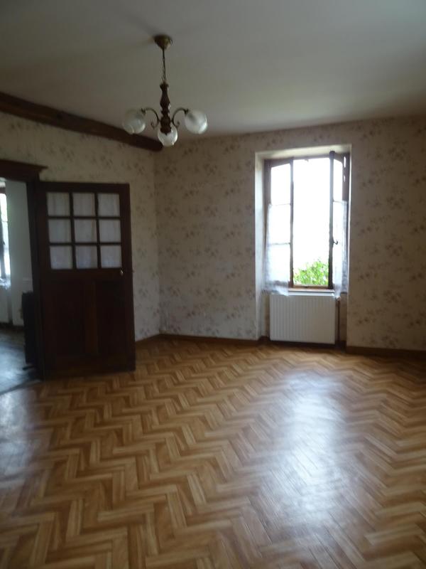 Maison - 100 m² - 6 pièces