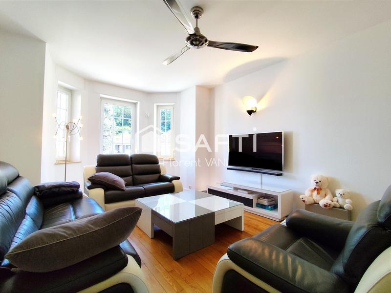 Maison - 150 m² - 9 pièces