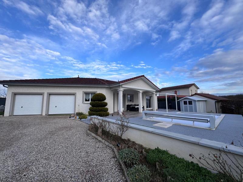 Maison - 108 m² - 4 pièces