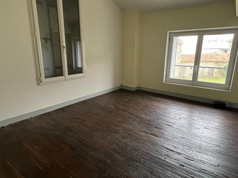 Maison - 91 m² - 5 pièces