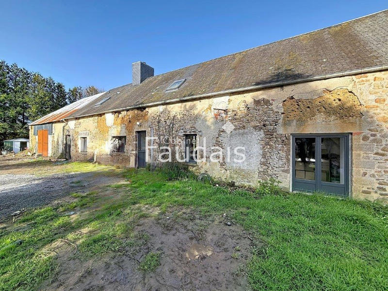 Maison de village - 160 m² - 10 pièces